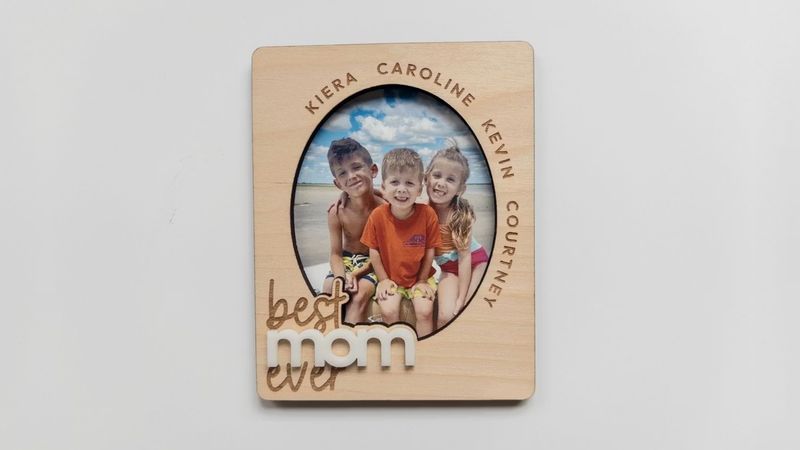 Personalized “Best Mom Ever” Engraved Photo Frame (3.5" x 6.3")