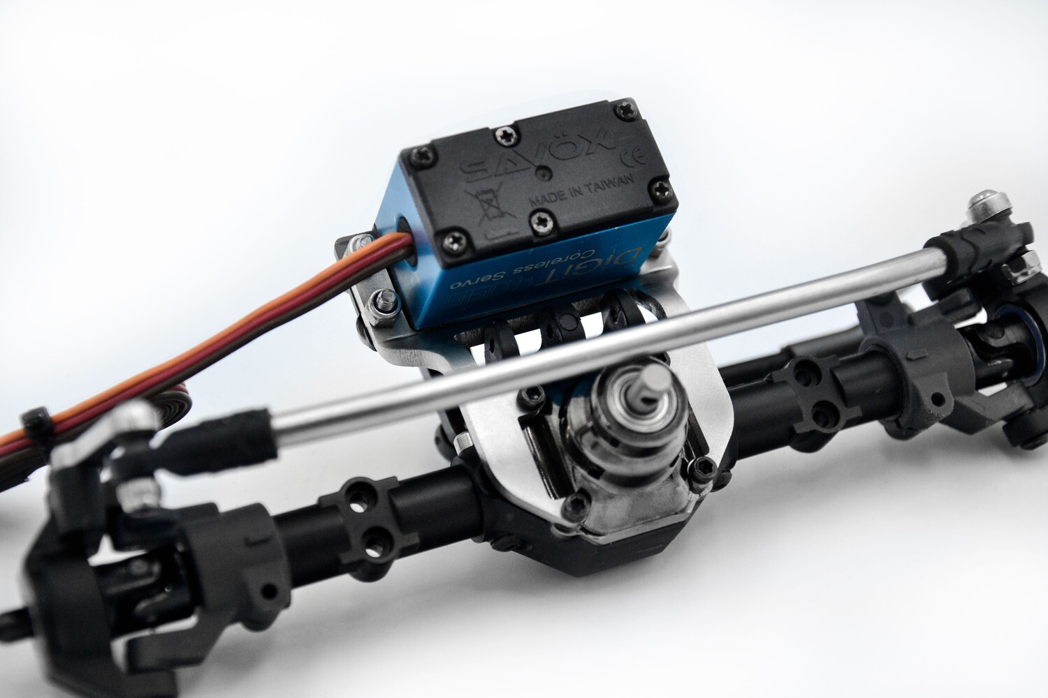 SSD Diamond Servo on axle mount ENDURO / AR44 SOA