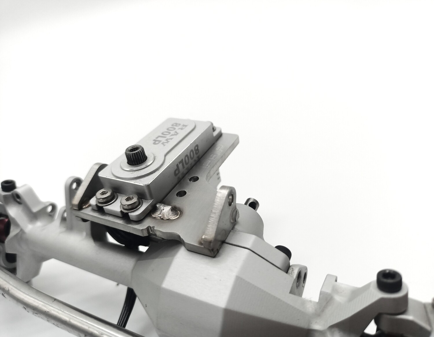 Vanquish F9 vs4-10 Servo behind the axle 4 link SOA BTA / F9 Offset Axles