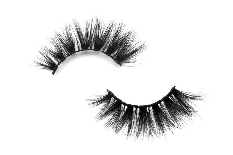 Mink Eyelashes - Showy