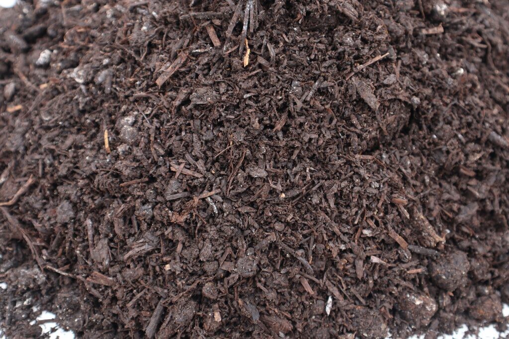 MUSHROOM COMPOST