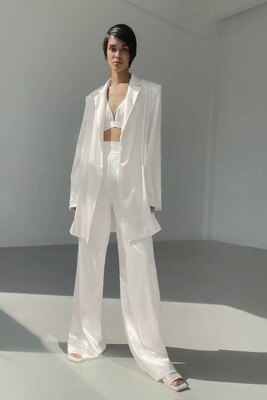 CL_001 / White Suit