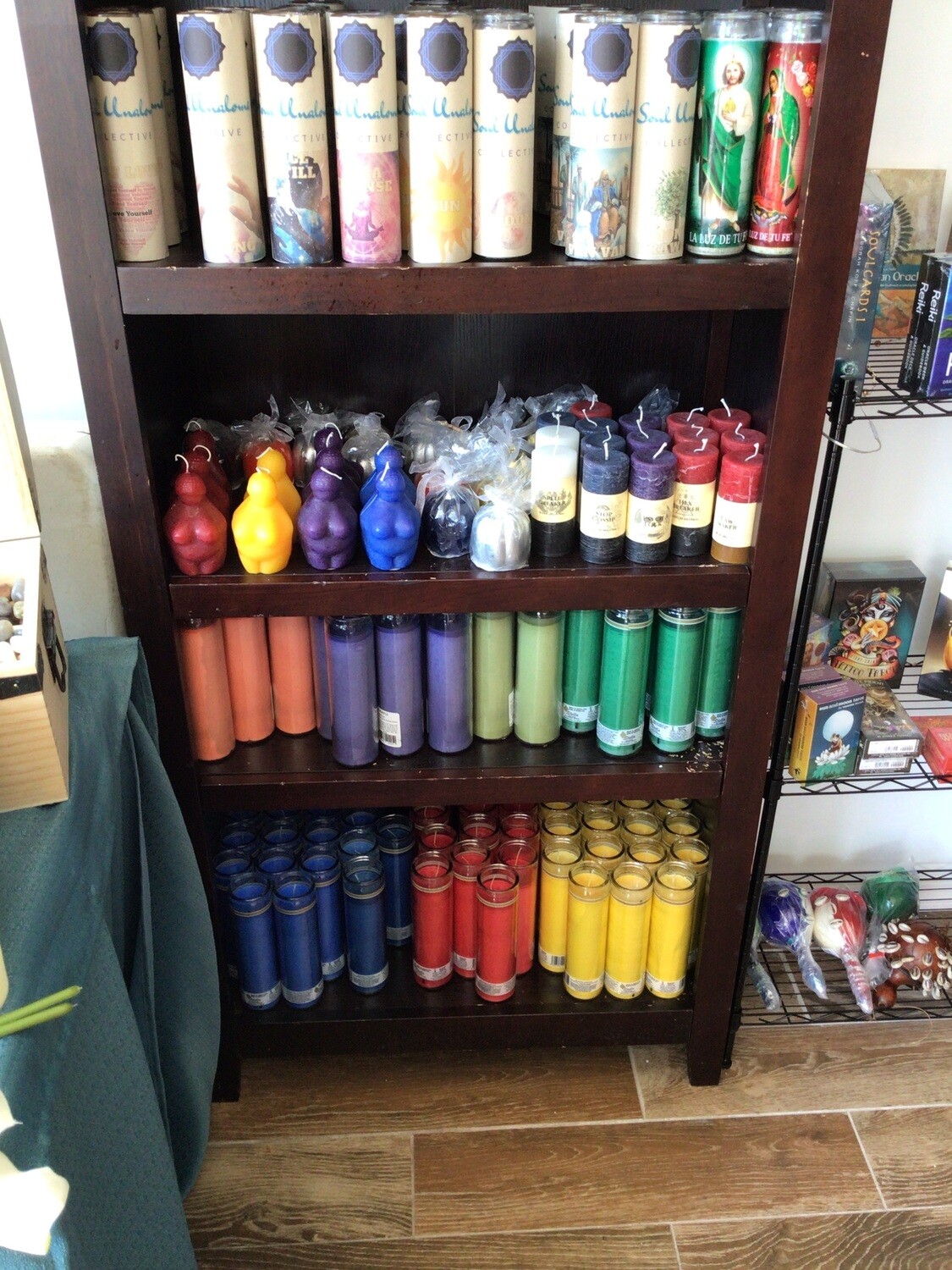 Dressing Candles 
