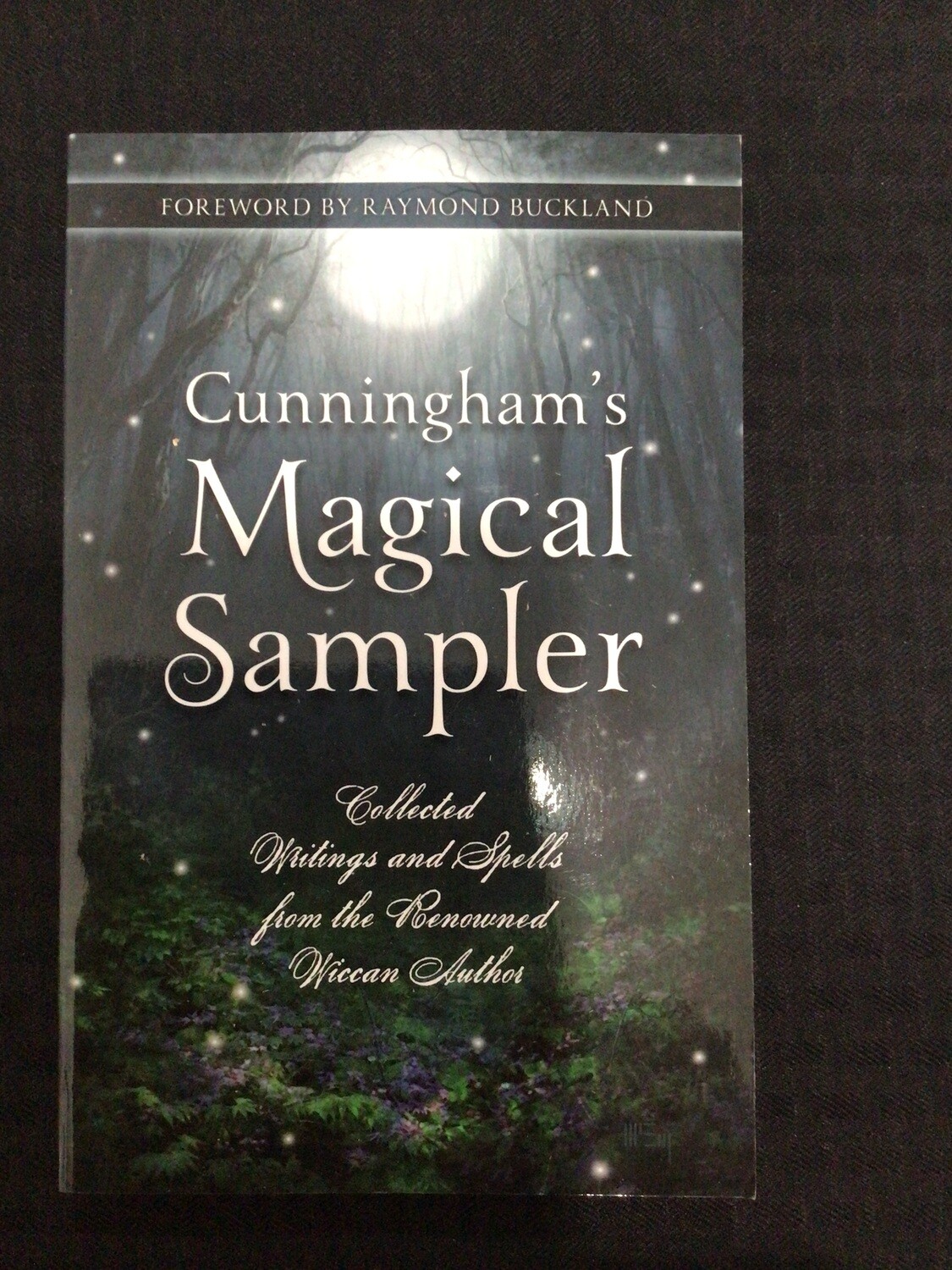 Cunningham&#39;s Encyclopedia of Magical Sampler