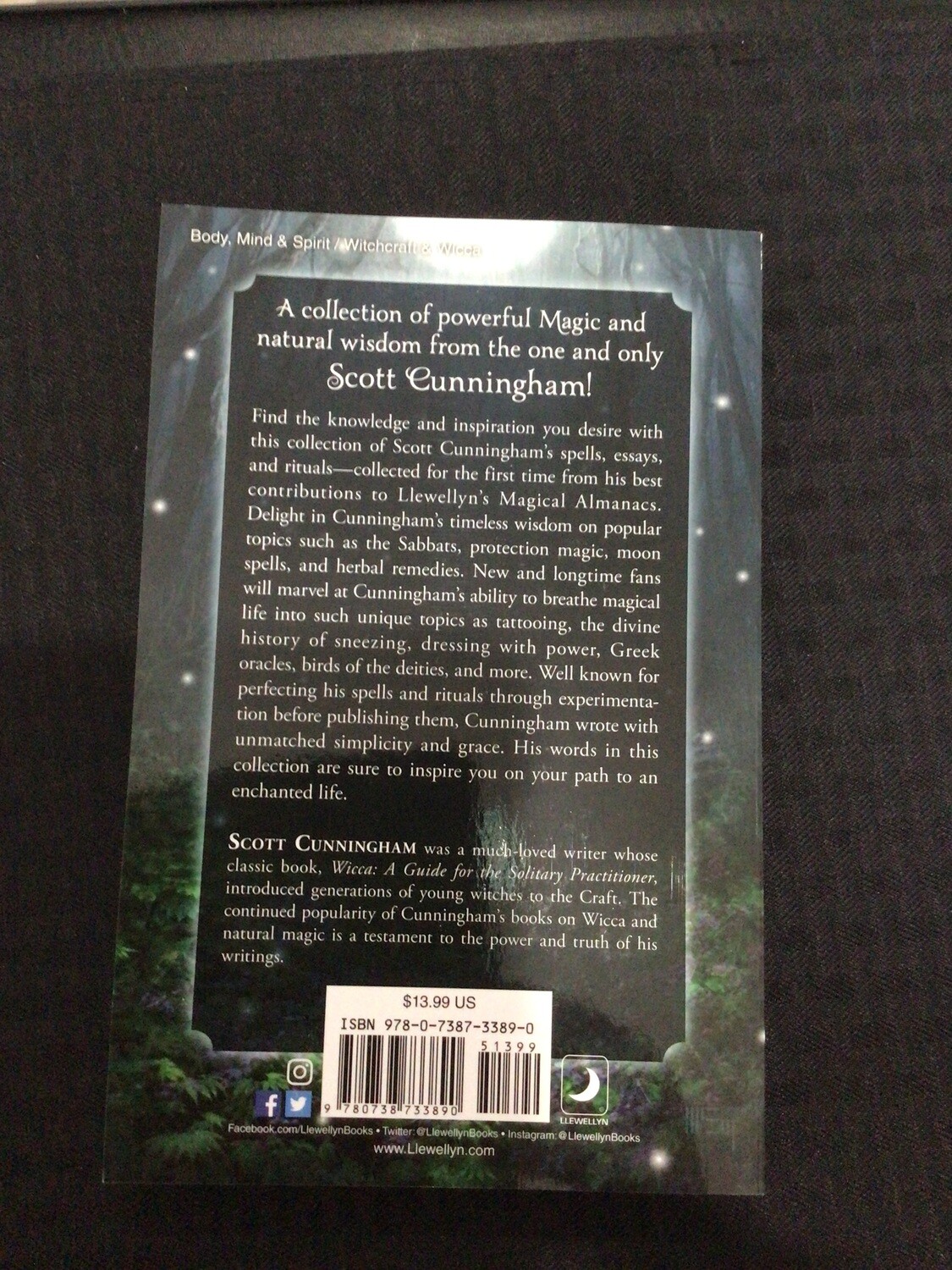 Cunningham's Encyclopedia of Magical Sampler