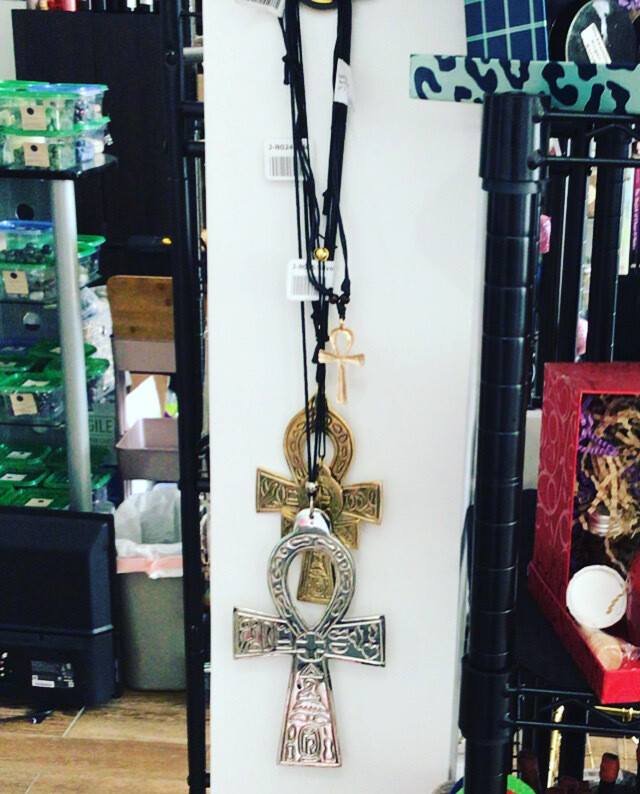 Gold Ankh Necklace 8&quot;
