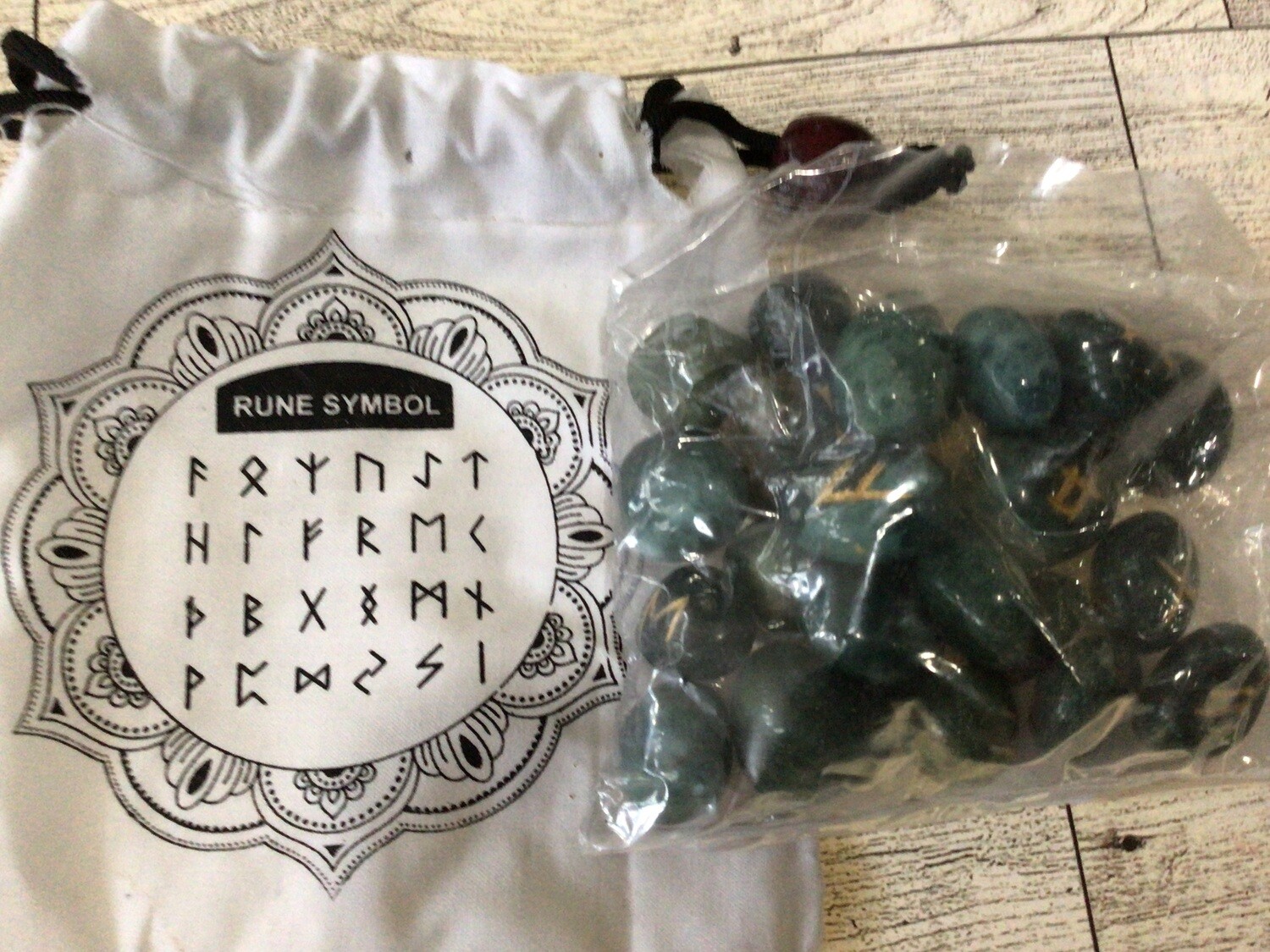 Bloodstone & Aventurine Rune Set