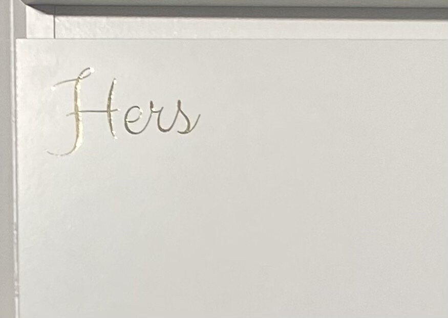 Hers Beschriftung Kalligrafie metallic