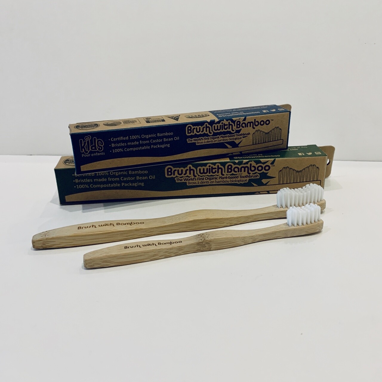 Bamboo Toothbrush - Brush w. Bamboo 