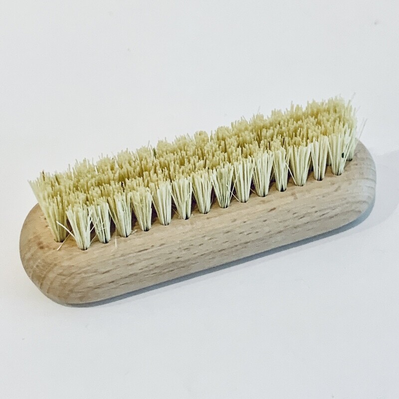 Nail Brush (Wood & Sisal) - Me Mother Earth