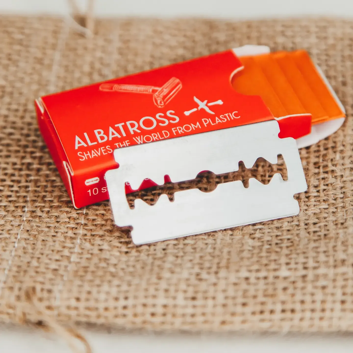 Albatross Double-Edge Razor Blade Replacements