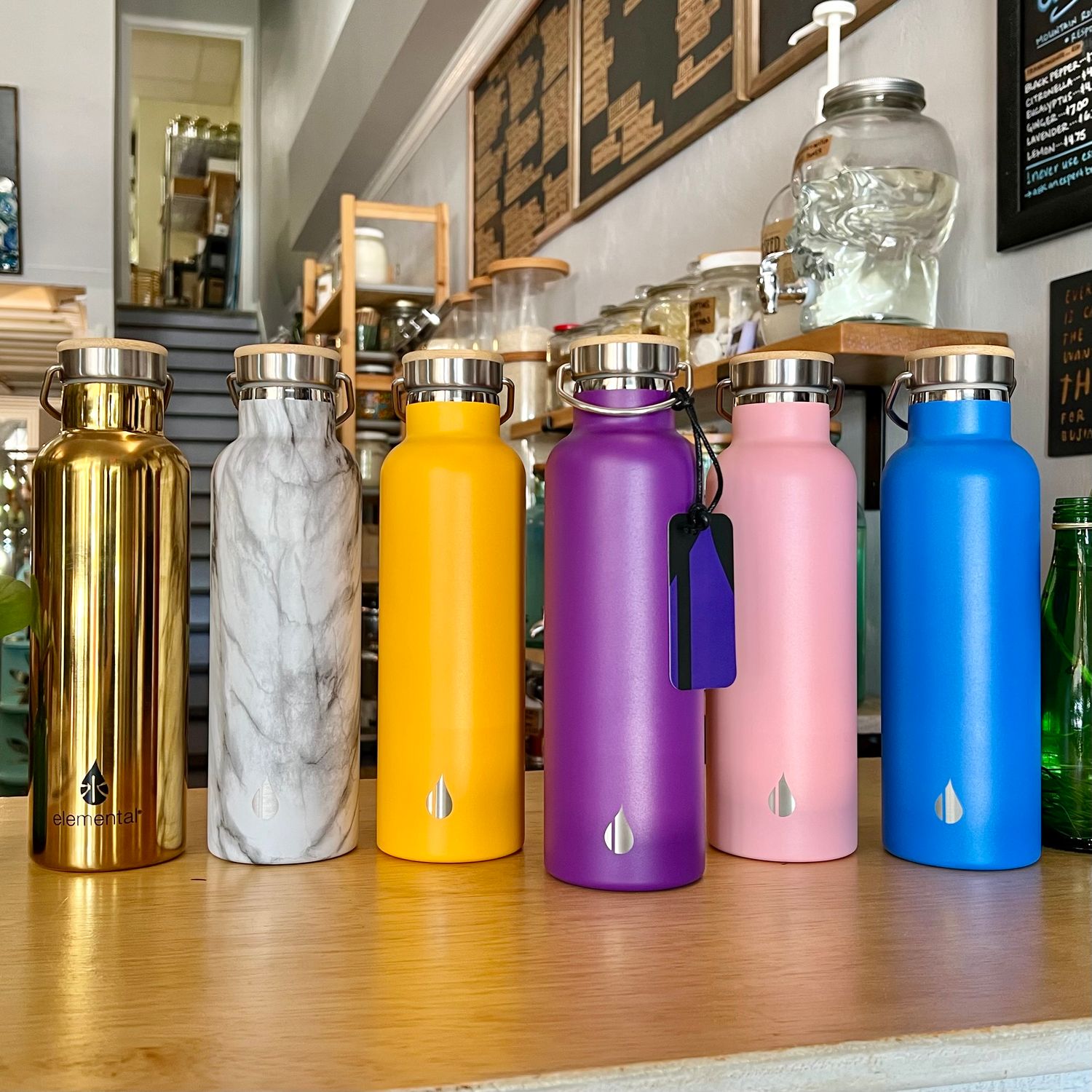 Classic Water Bottle, 25oz - Elemental