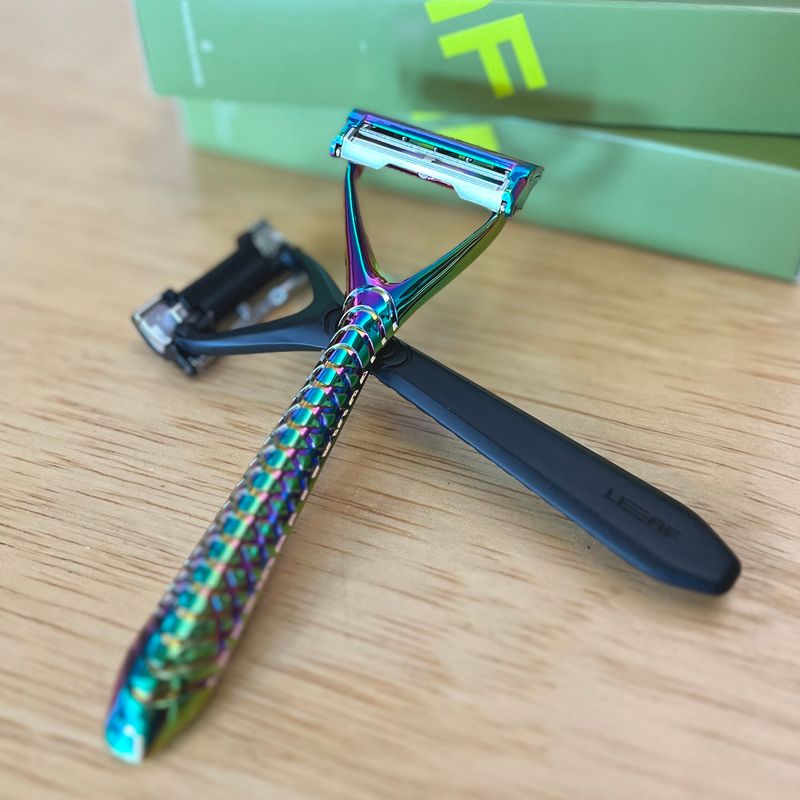 Leaf Two Razor - Leaf Shave