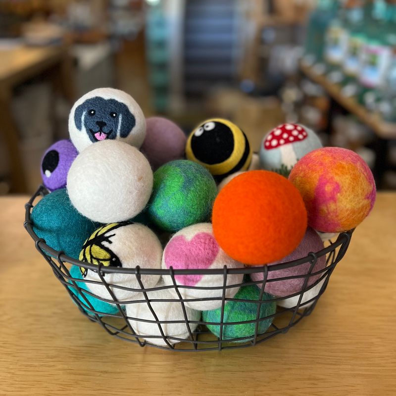 Wool Dryer Ball - Friendsheep