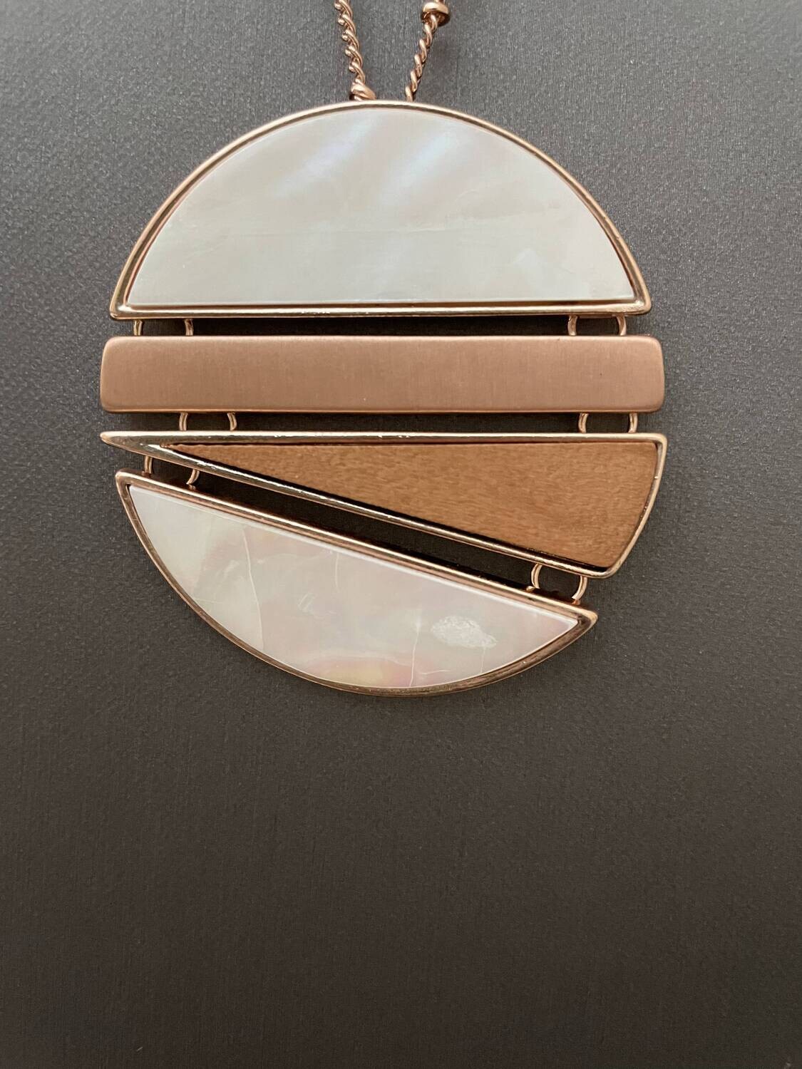 Mati White Iridescent &amp; Wood Set