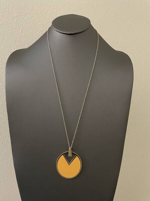 Lonni Gold, Yellow Leather chain