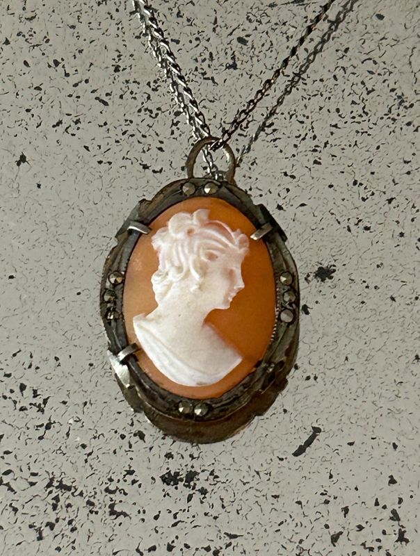 Lovely Silver Vintage Cameo Necklace
