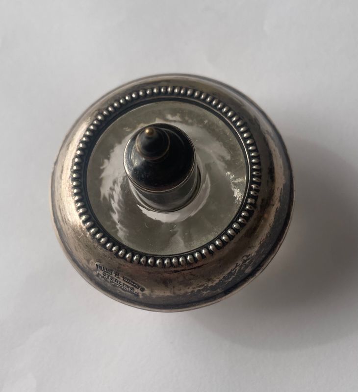 Vintage Frank M. Whiting Sterling Silver Glass Hyglo Table Lighter 2.5&quot;