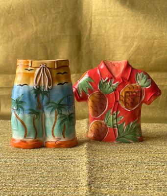 Vintage Clay LG Art Hawaiian Shirt w/Board Shorts Salt and Pepper Shaker Set