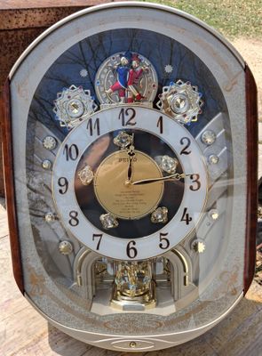 SEIKO Melodies In Motion Wall Clock  2007 Collectors Edition Swarovski AS FOUND