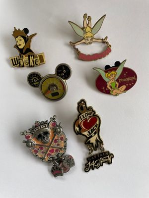 6 Collectible Disney Trading Pins Tinkerbell Pirates Mickey and Evil Queen