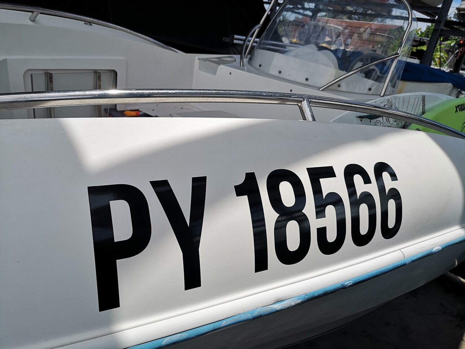 PY bateau 58x14cm x2