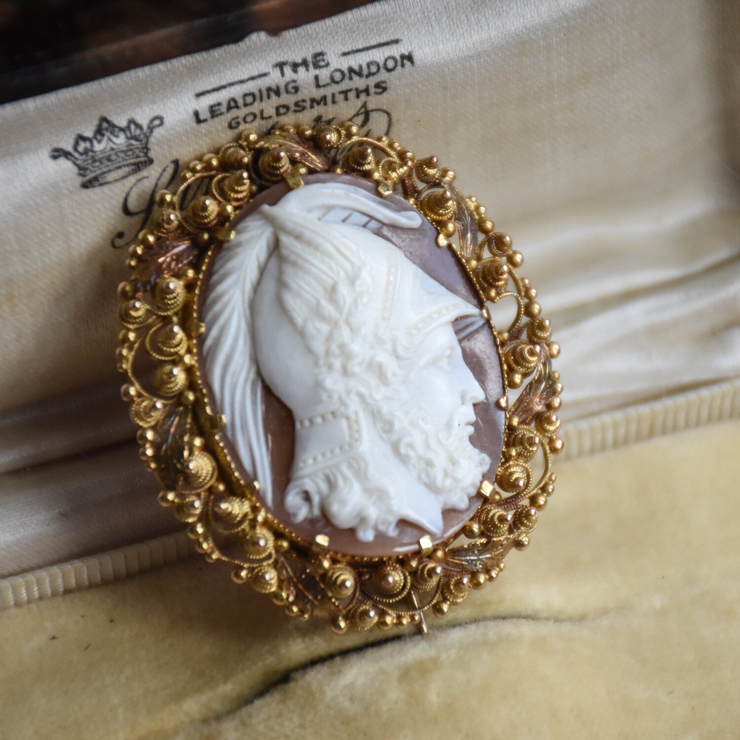Georgian era gold cannetille shell cameo brooch