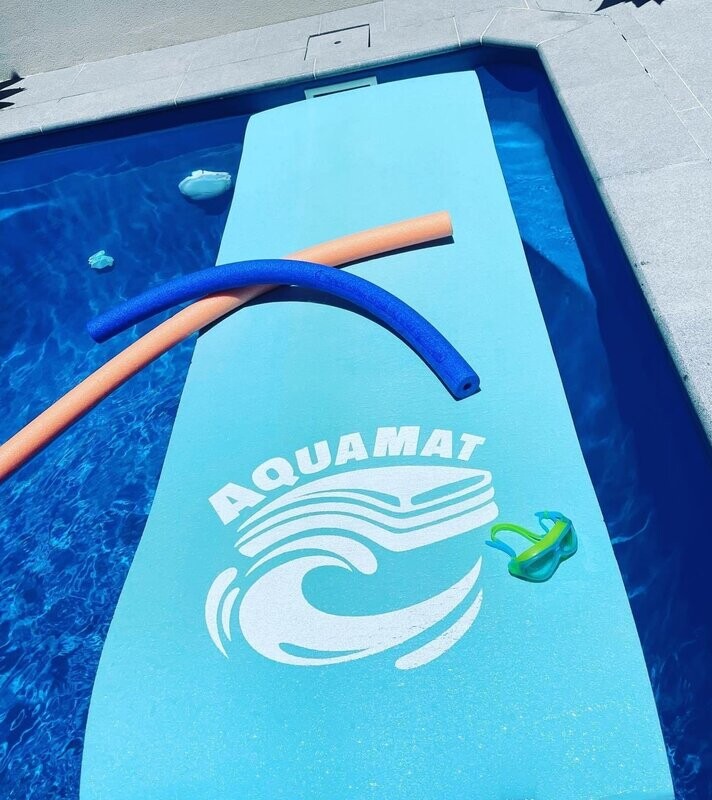 Small Aquamat