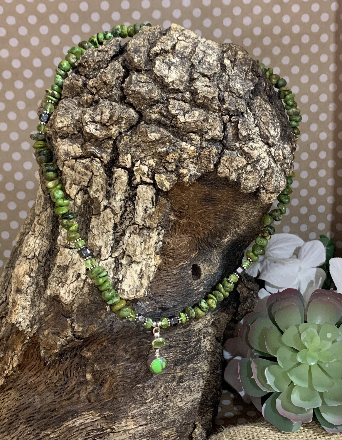 PAIGE WALLACE JASPER PERIDOT NECKLACE