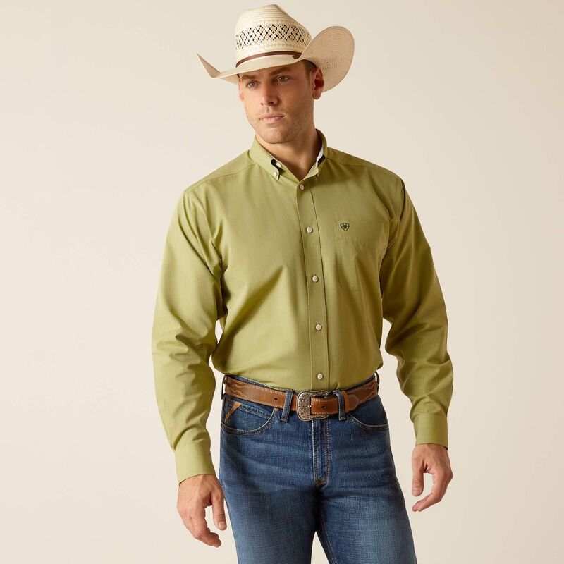 ARIAT MENS WRINKLE FREE SOLID PINPOINT OXFORD CLASSIC FIT SHIRT  - SYCAMORE