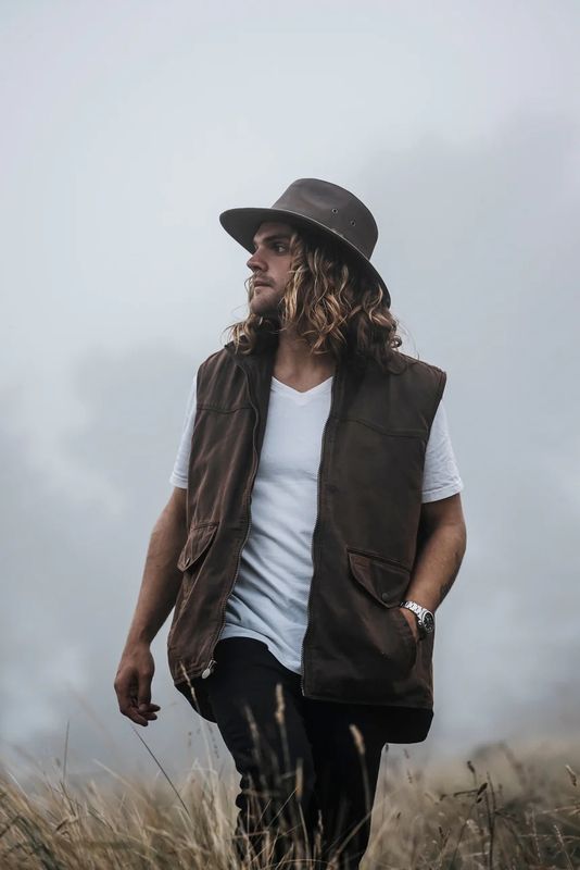 LANDSMAN VEST