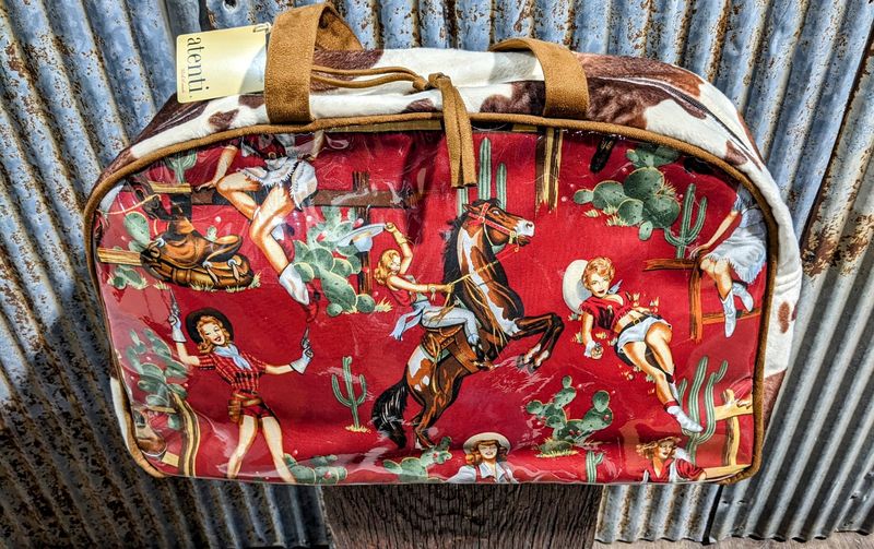 VINTAGE BAG RED