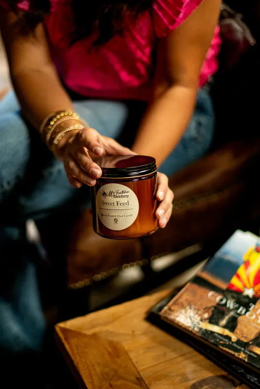 CANDLE SWEET FEED