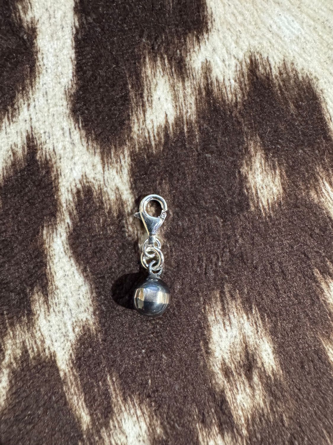 8MM PEARL CHARM