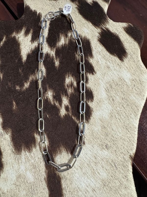 17&quot; PAPERCLIP CHAIN