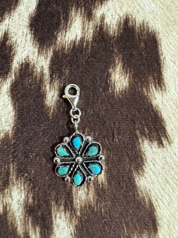 HEART BEAM CROSS CHARM