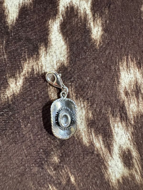 COWBOY HAT CHARM