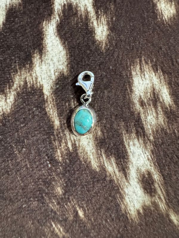 TQ OVAL CHARM