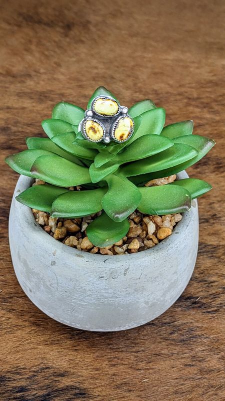 PALOMINO CLUSTER RING