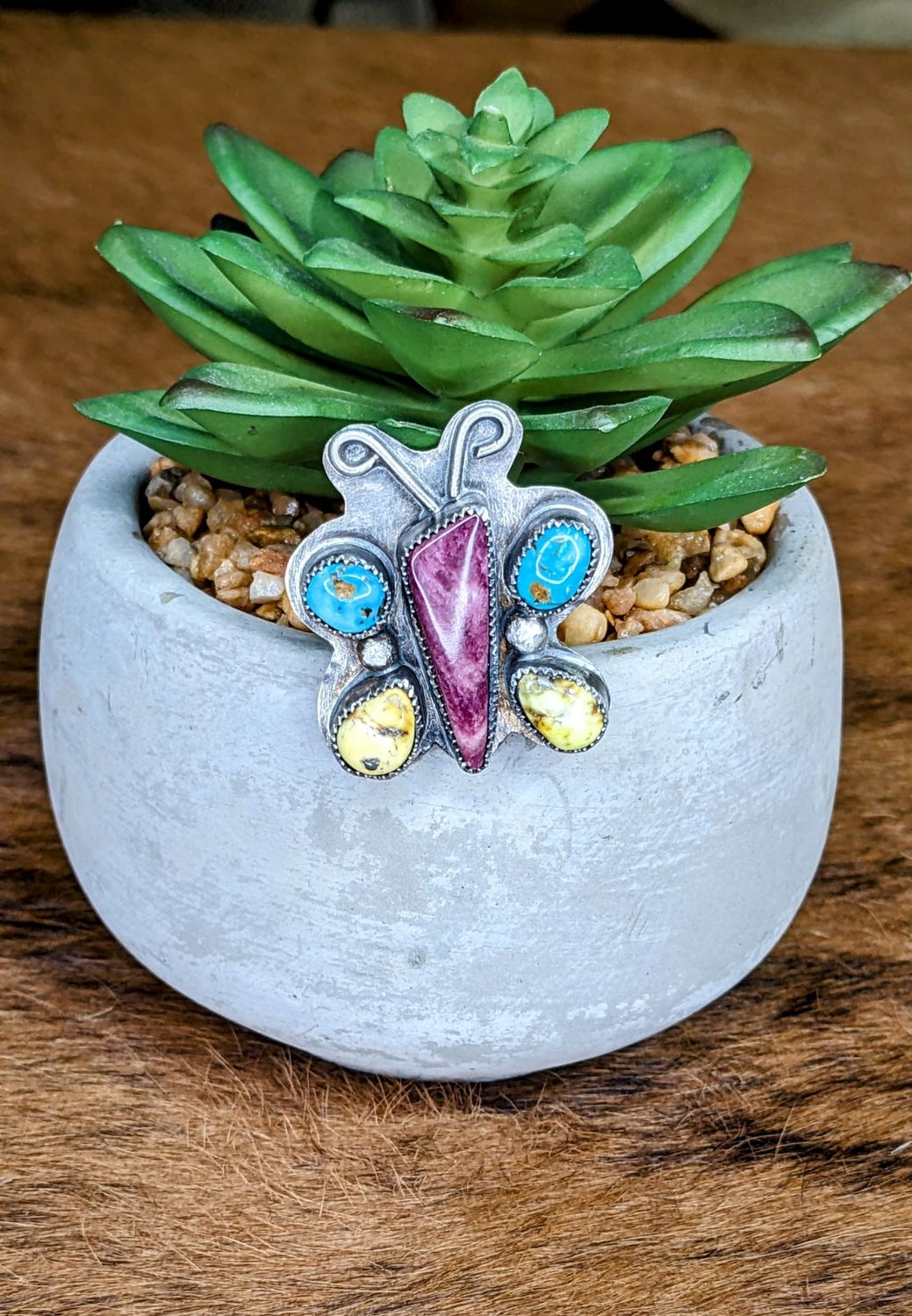 MONARCH PURPLE SPINY RING