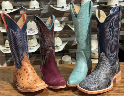 BOOTS