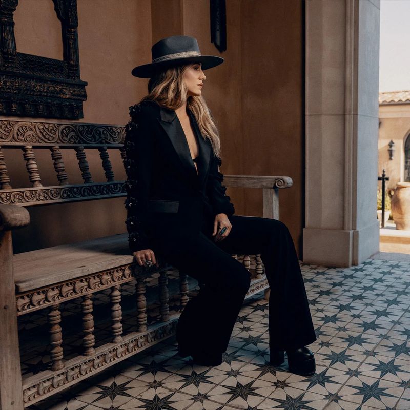 Charlie 1 Horse - Lainey Wilson Hat