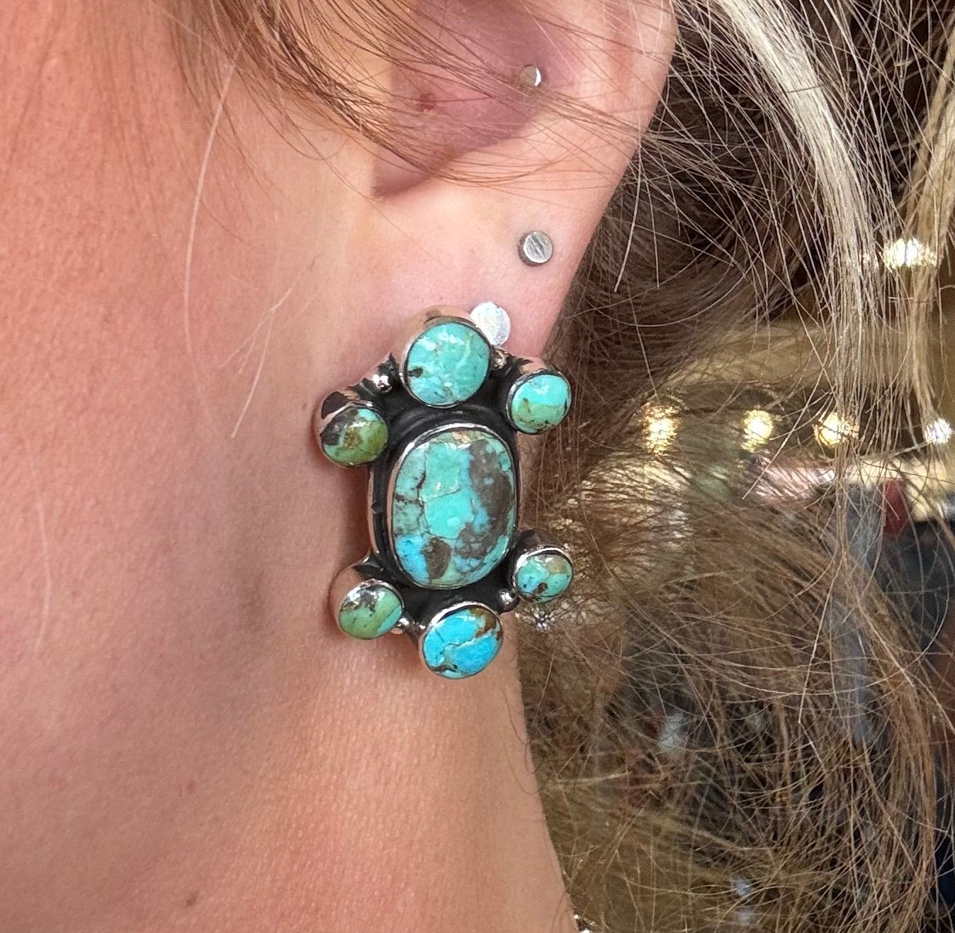 T1243 - TQ Pendant Post Earrings