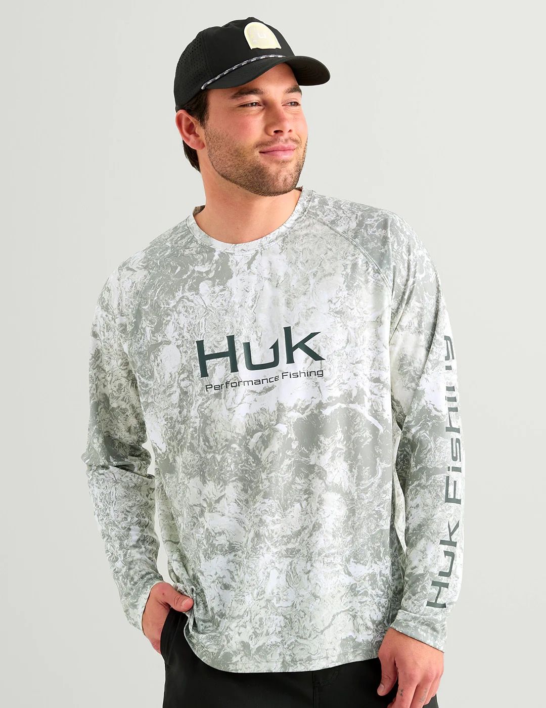 Huk Mossy Oak Pursuit Performance Crew