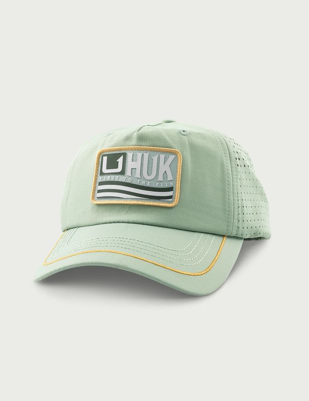 Huk Born Wave Performance Hat