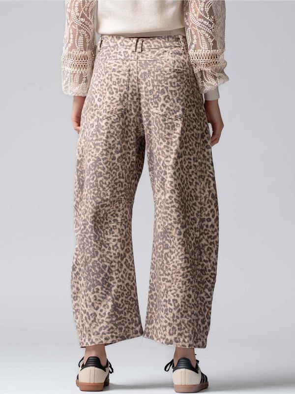 Leopard Barrel Jeans