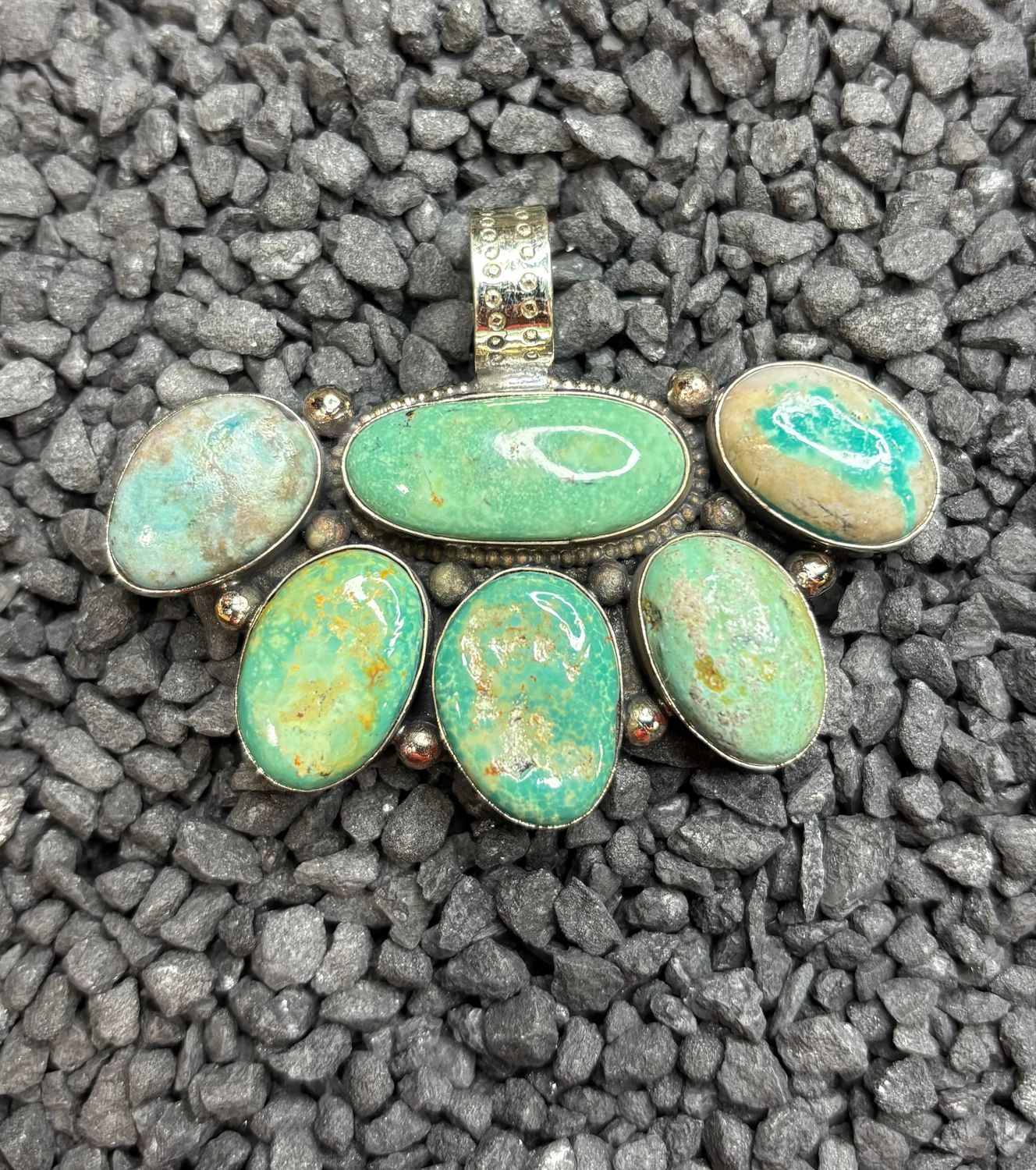 Half Cluster Pendant