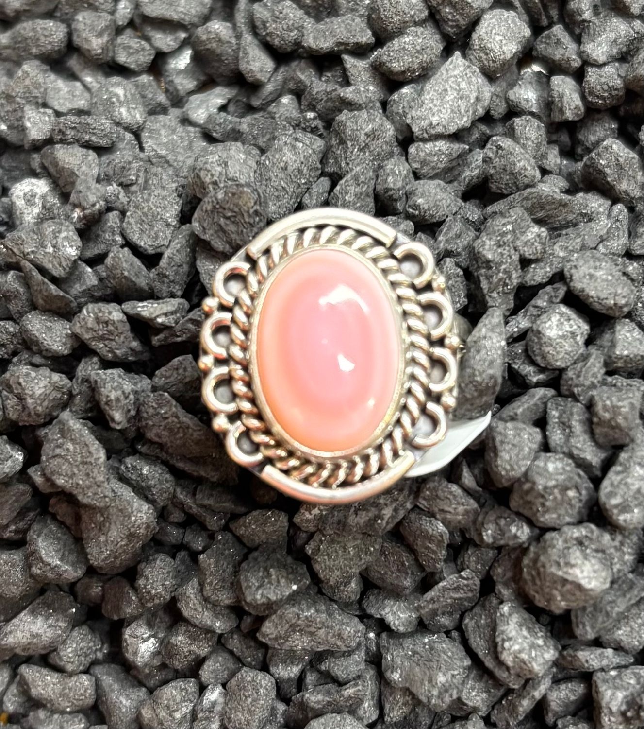 Round Pink Conch Ring