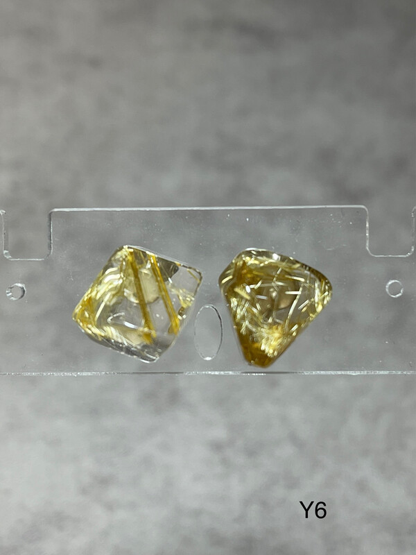 Y5 金鈦晶耳環