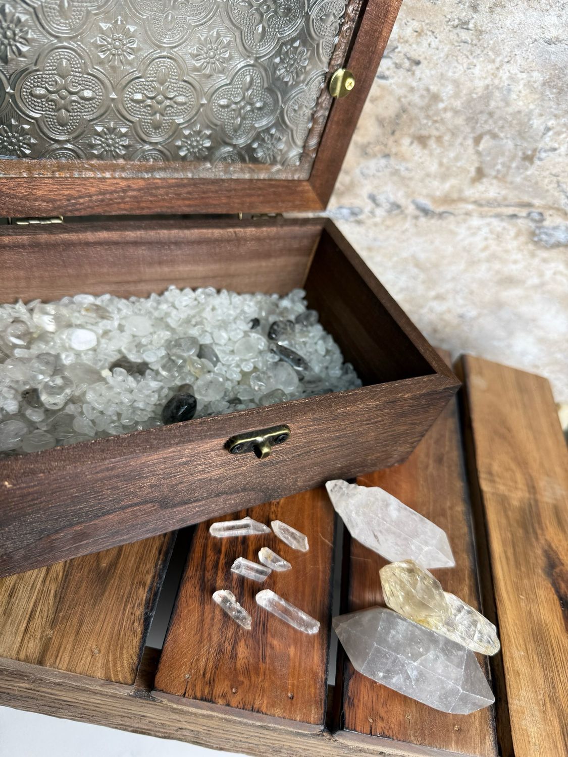BOX-002 水晶充電盒
